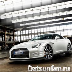 Nissan GT-R 2011